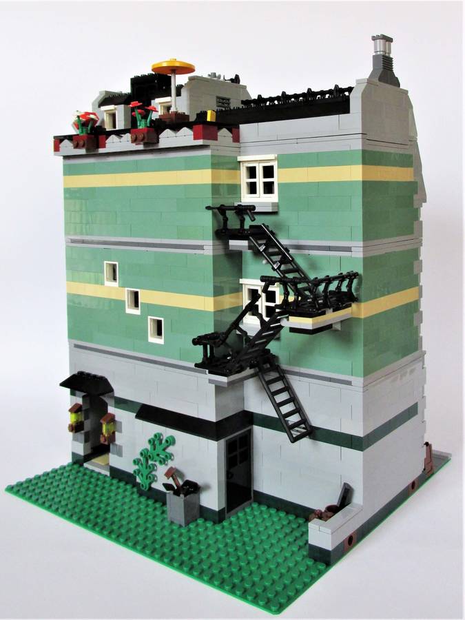 LEGO 10185 Green Grocer