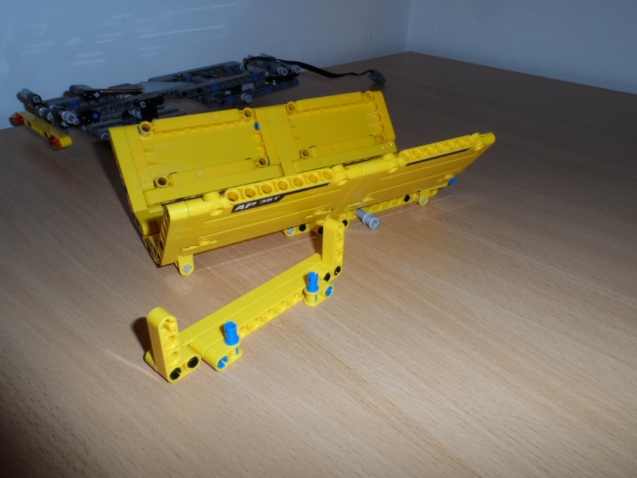 Hauler (8264-1)