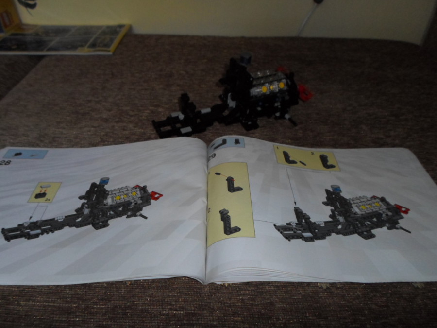 8454 Technic Mentőkamion