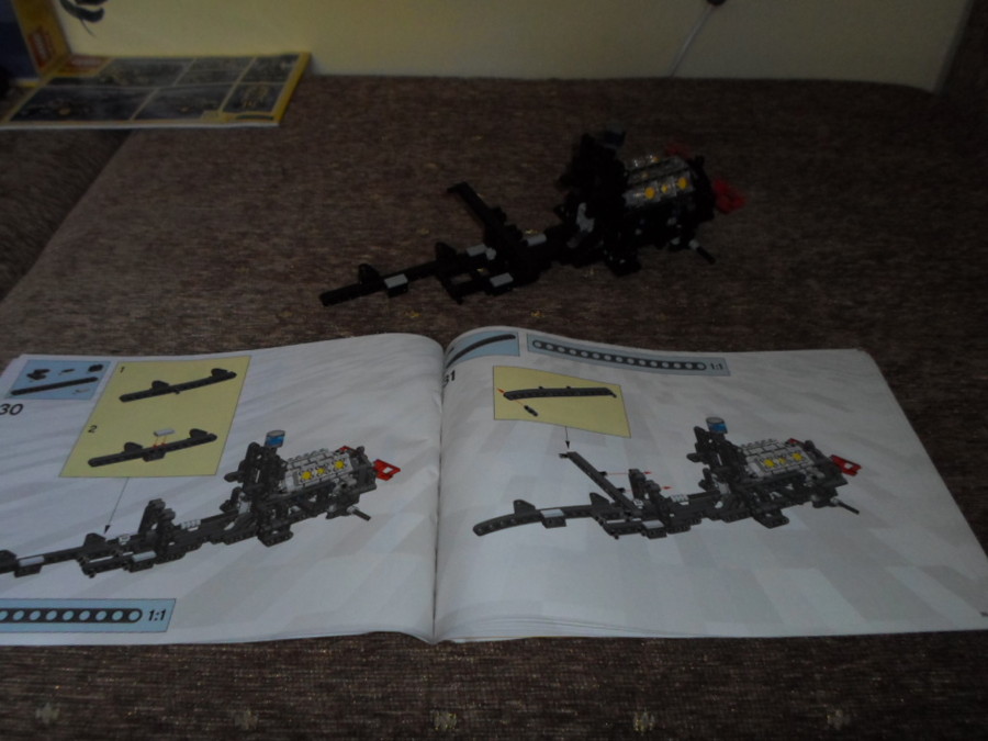 8454 Technic Mentőkamion