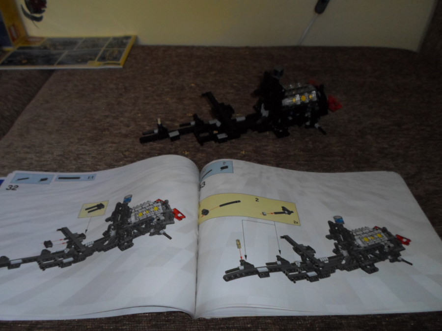 8454 Technic Mentőkamion