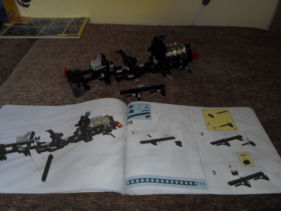 8454 Technic Mentőkamion