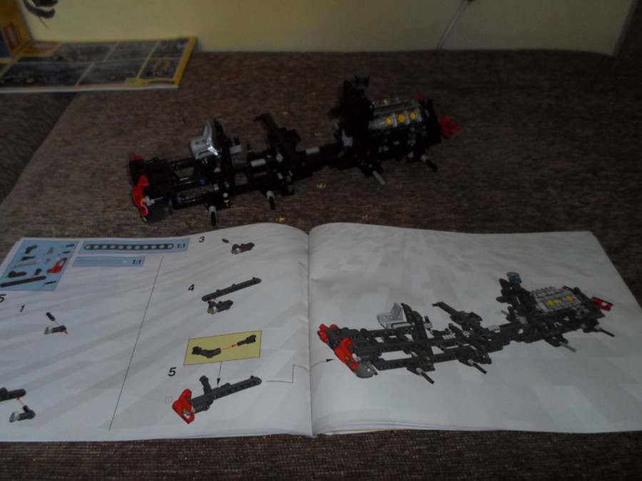 8454 Technic Mentőkamion