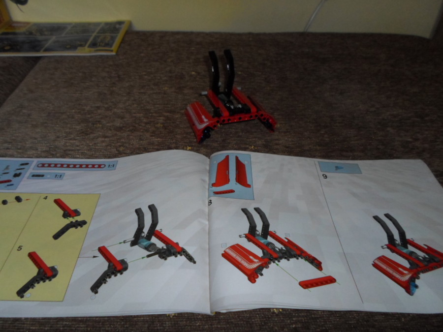 8454 Technic Mentőkamion