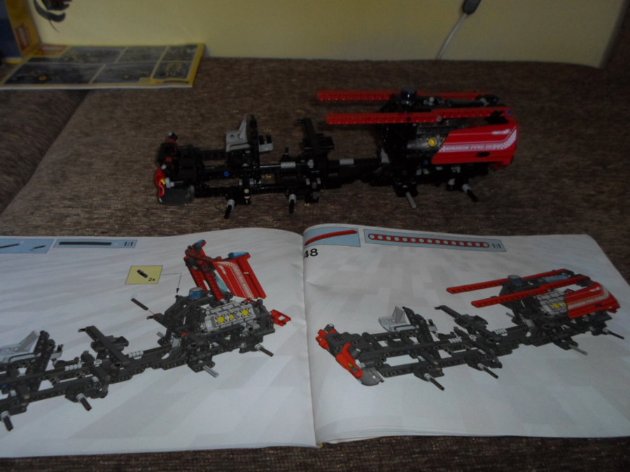 8454 Technic Mentőkamion