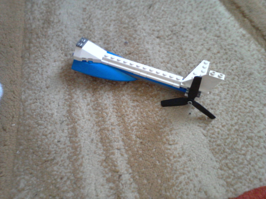 Lego Helikopter és (limuzin --> ez majd a továbbiakban)