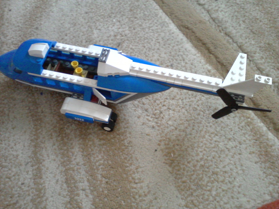 Lego Helikopter és (limuzin --> ez majd a továbbiakban)