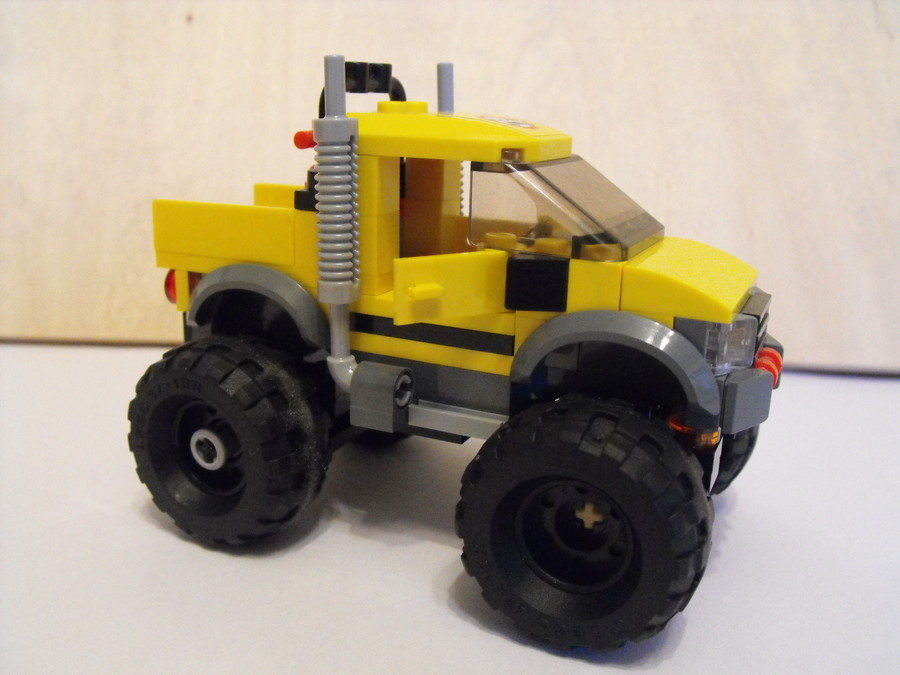 Monster truck pickup