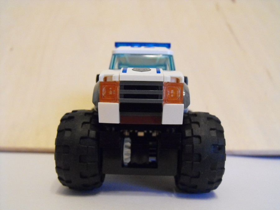 Monster truck rendőrautó