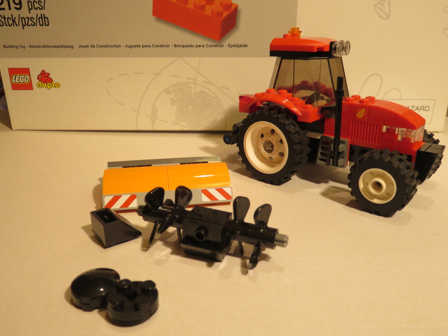 Traktor talajmaróval