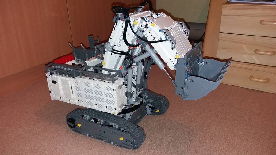 42100 lego® technic liebherr r 9800