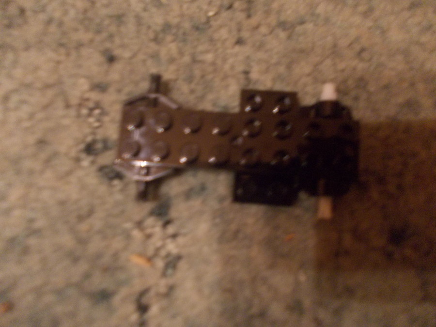 Fél automata rendőr járgány
