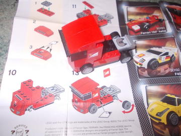 Scuderia Ferrari Truck Fél automata motor 