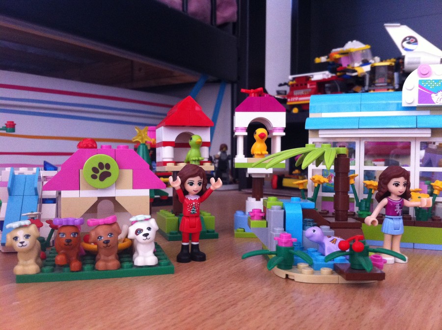 Lego Friends lovak és kutyák :)