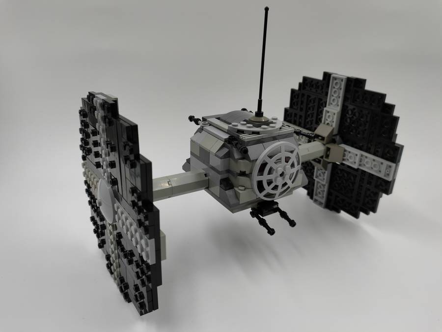 Tie fighter