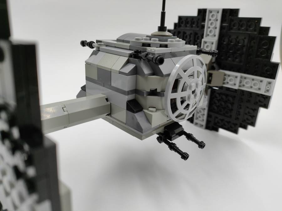 Tie fighter