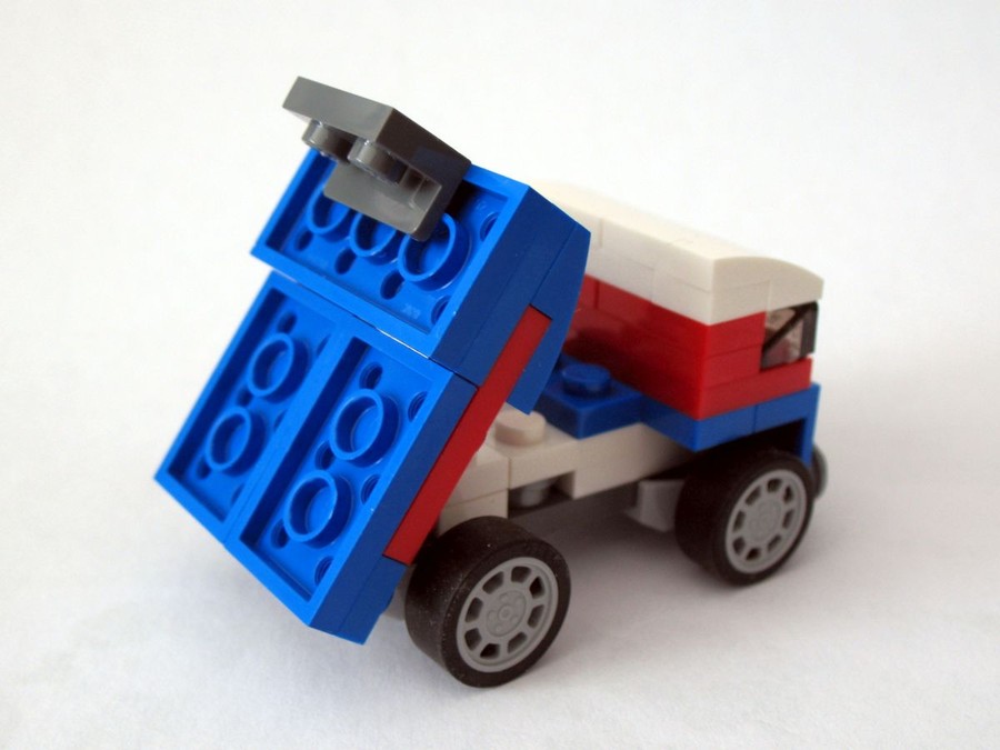 31027