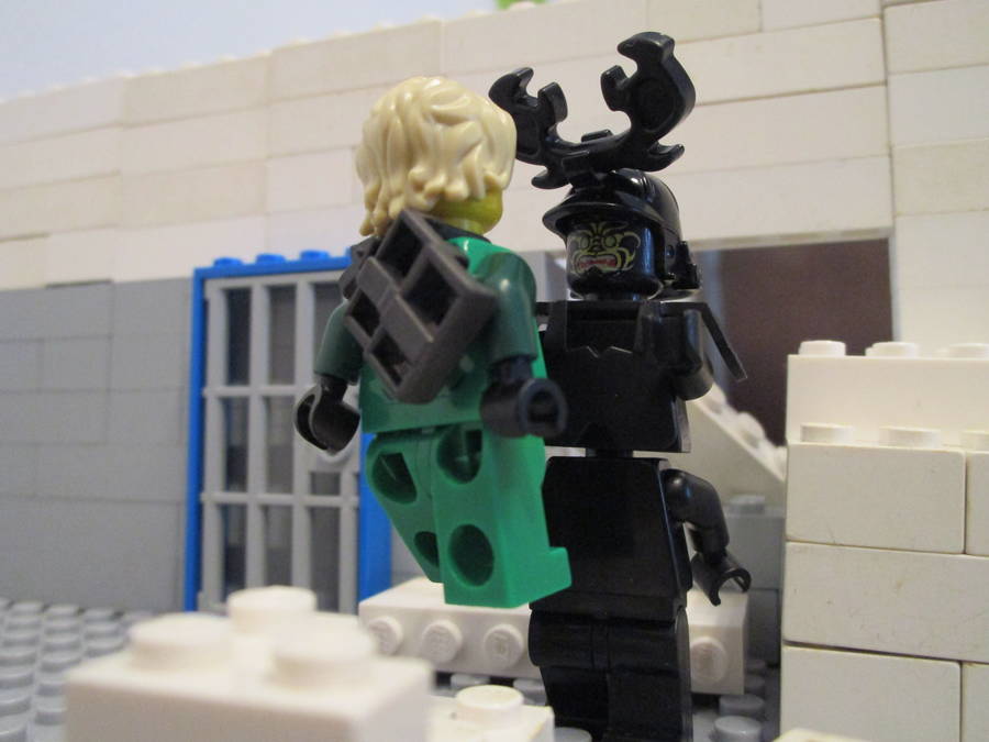 Lloyd vs Garmadon