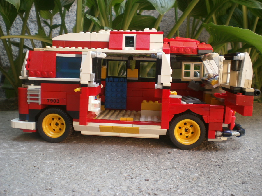 ha van elég lego-d bármit meg tudsz épiteni!
