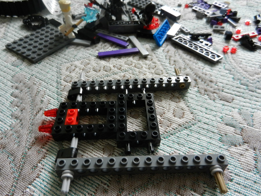 Ninjago Romboloid