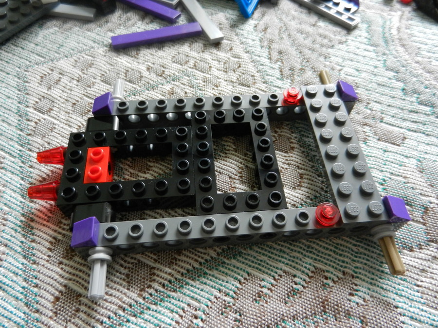 Ninjago Romboloid
