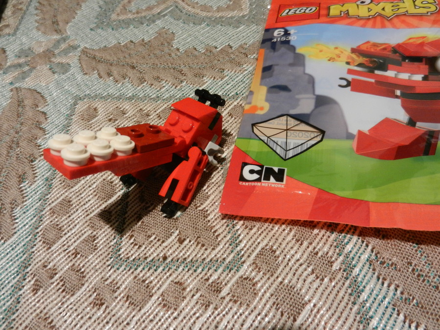 MIXELS Red Dragon Meltus