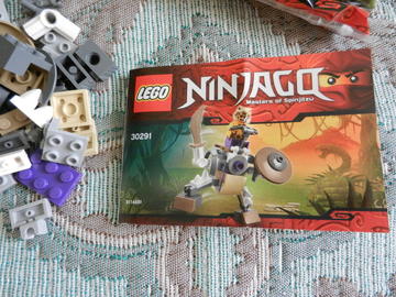 Ninjago Sleven és a harci robotja