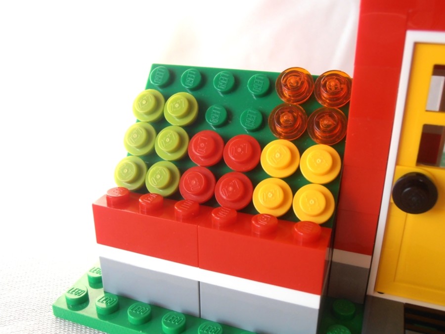 31009 Fruit Shop