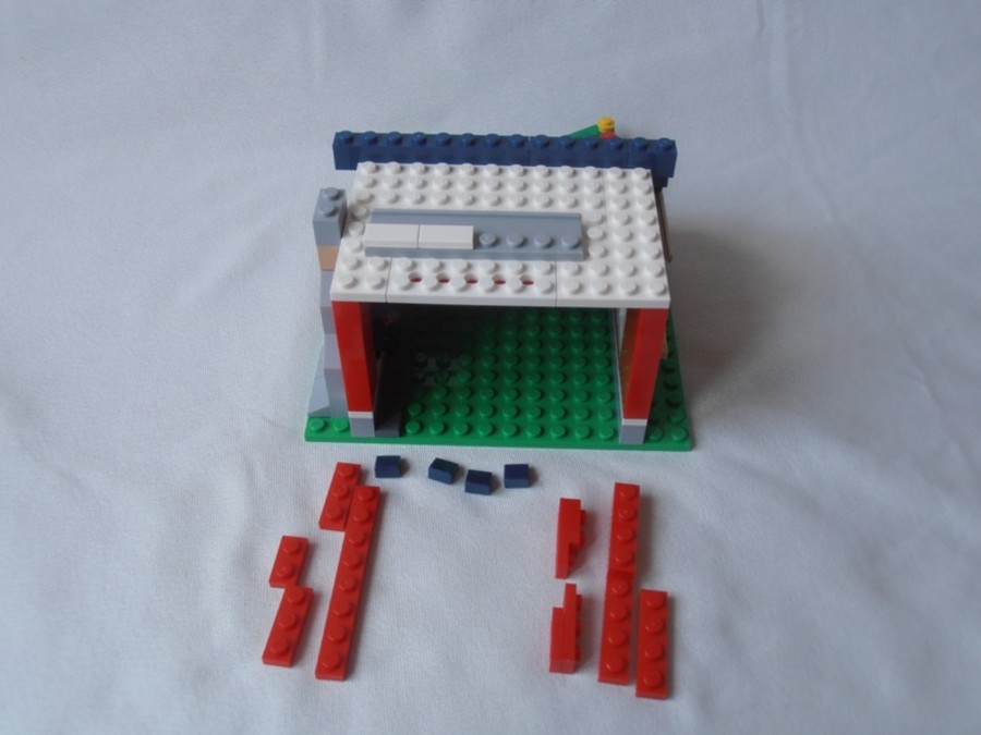 31009 Terrace House 2