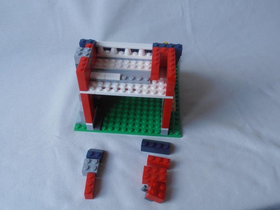 31009 Terrace House 2
