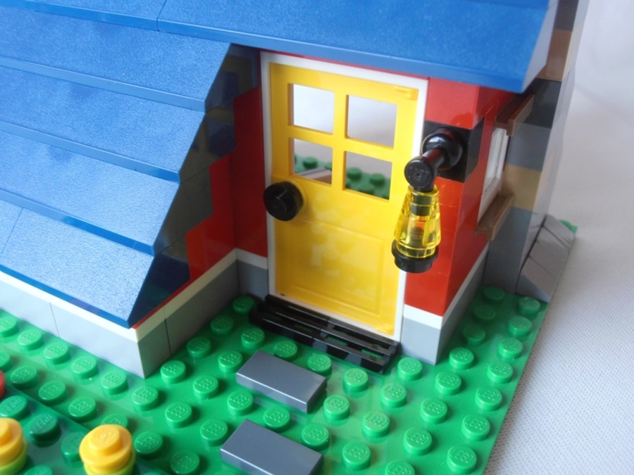 31009 Terrace House 2