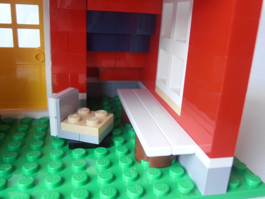31009 Terrace House 2