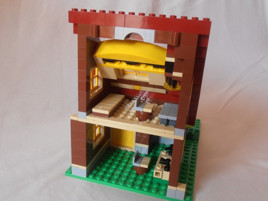 5766 Modern House