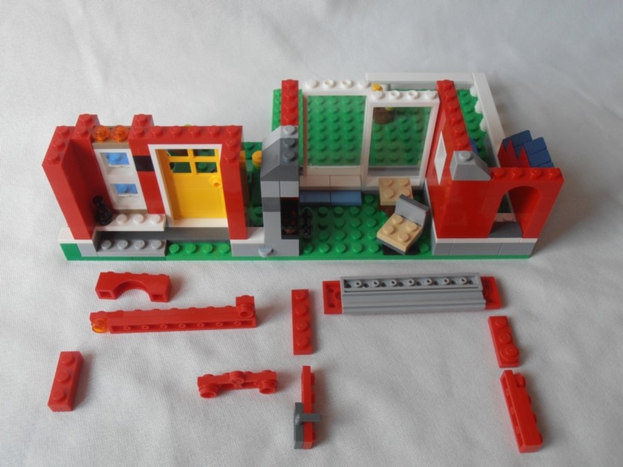 31009 Terrace House 4
