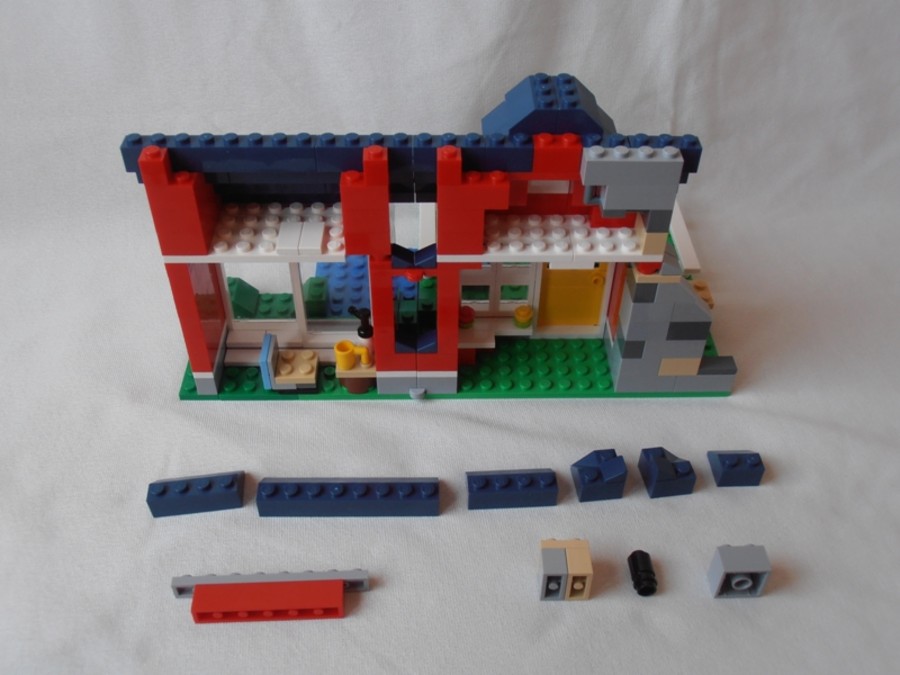 31009 Terrace House 5