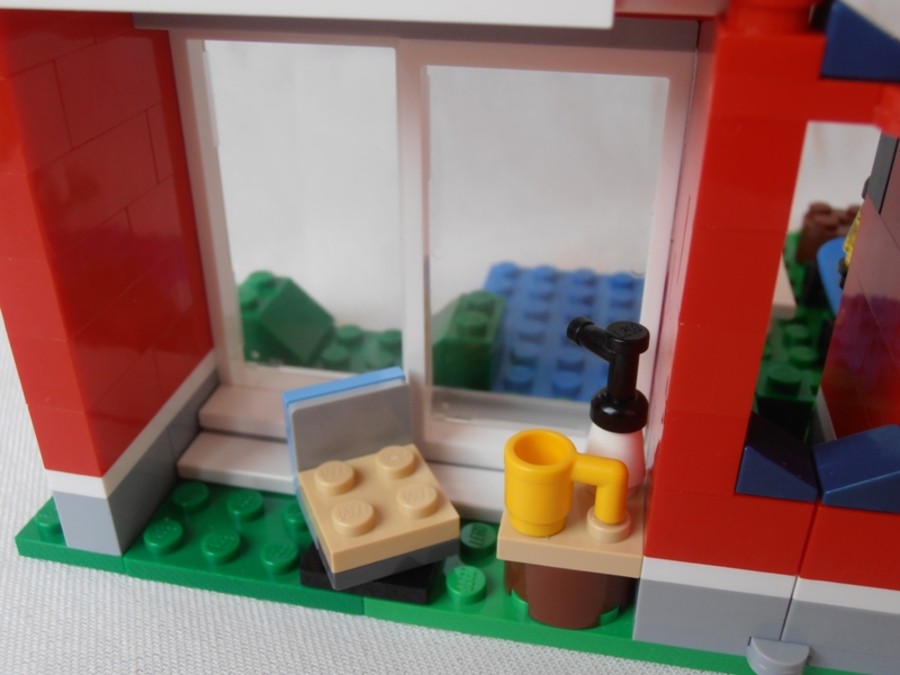 31009 Terrace House 5