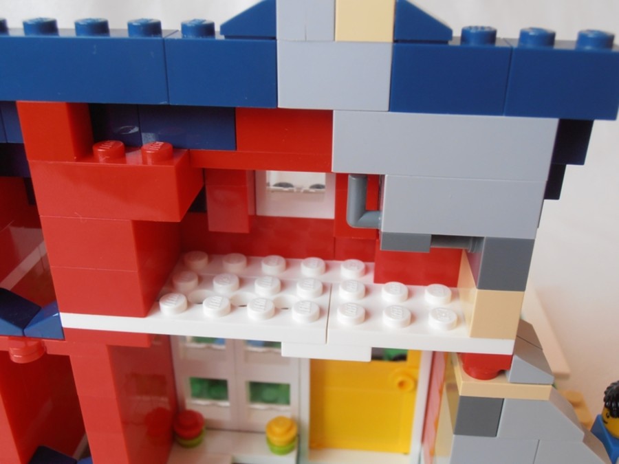 31009 Terrace House 5