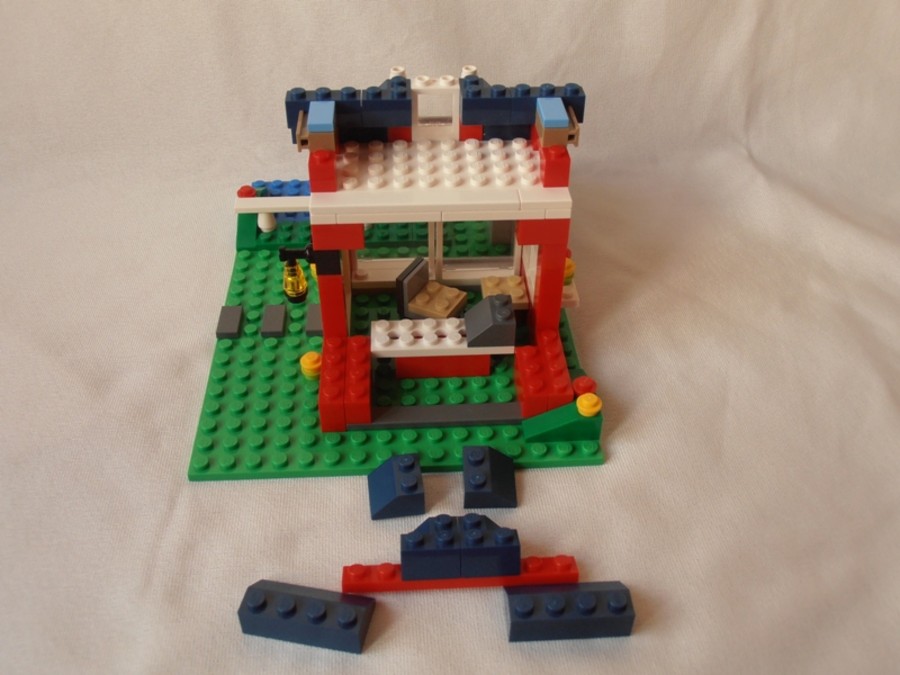 31009 Terrace House 6