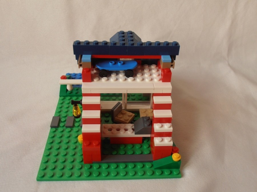 31009 Terrace House 6