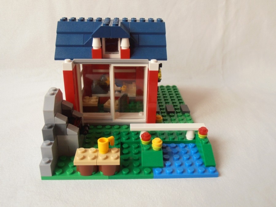 31009 Terrace House 6