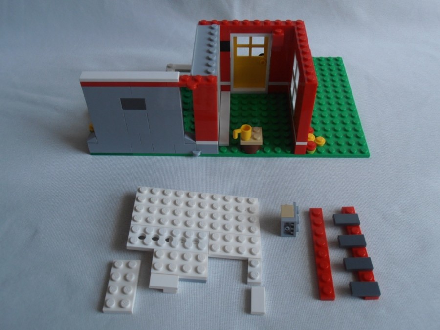 31009 Terrace House 7