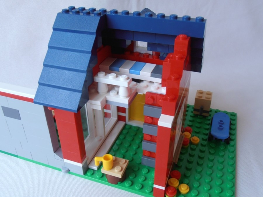 31009 Terrace House 7