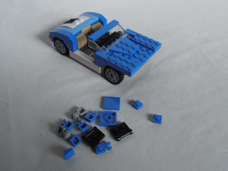 6913 Cadillac