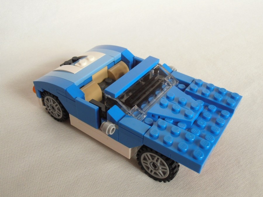 6913 Cadillac