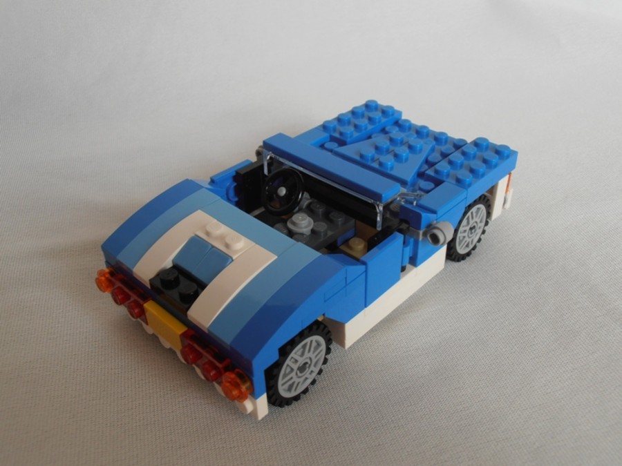6913 Cadillac