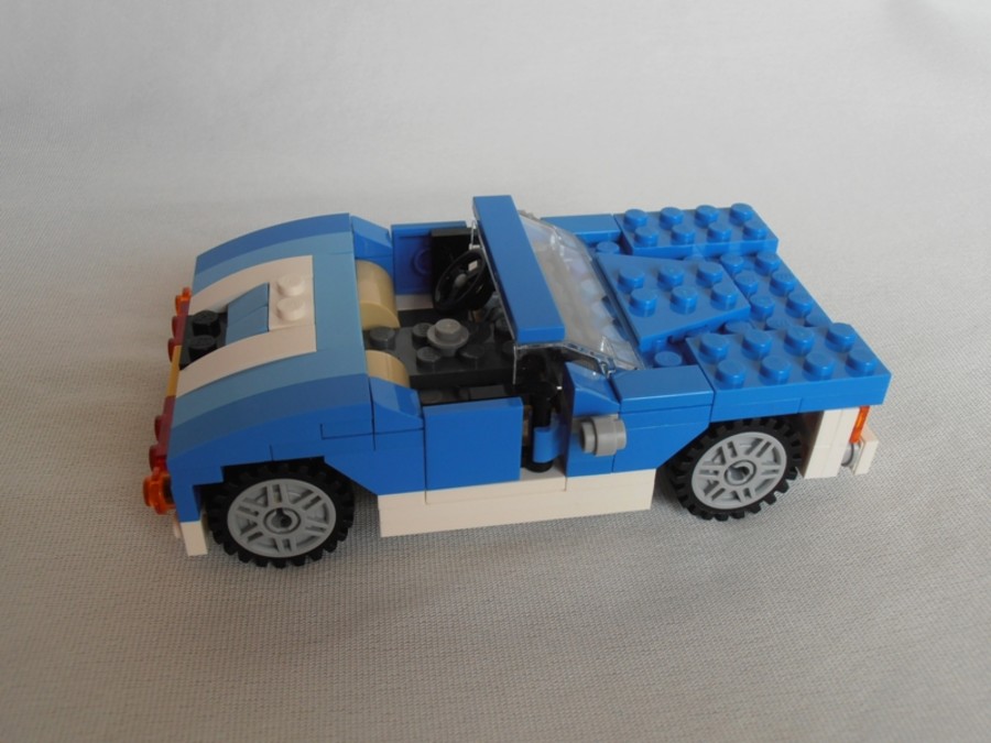 6913 Cadillac