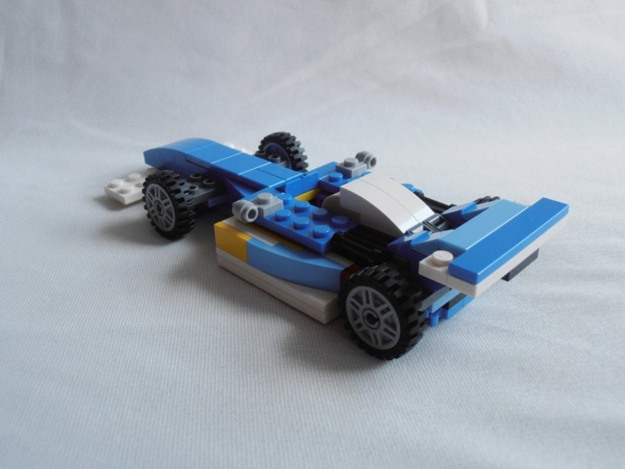 6913 F1 Car