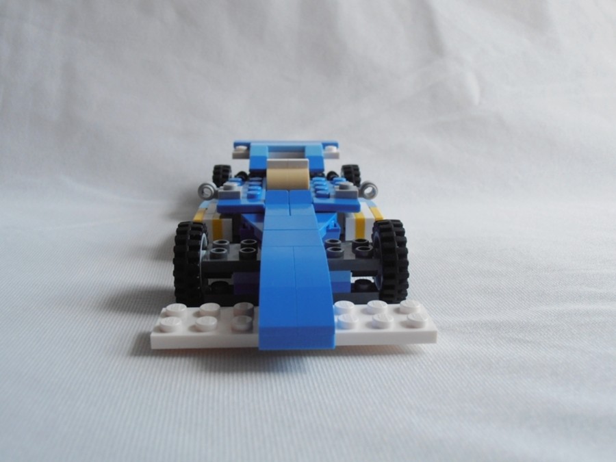6913 F1 Car