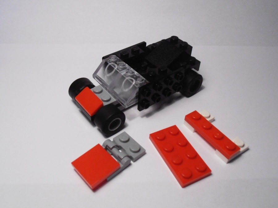 30187 Batman's Red Tumbler