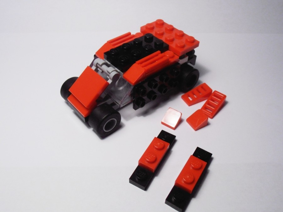 30187 Batman's Red Tumbler